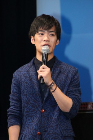 『BORUTO ‐NARUTO THE MOVIE‐』完成披露試写会舞台挨拶に登壇した小野賢章