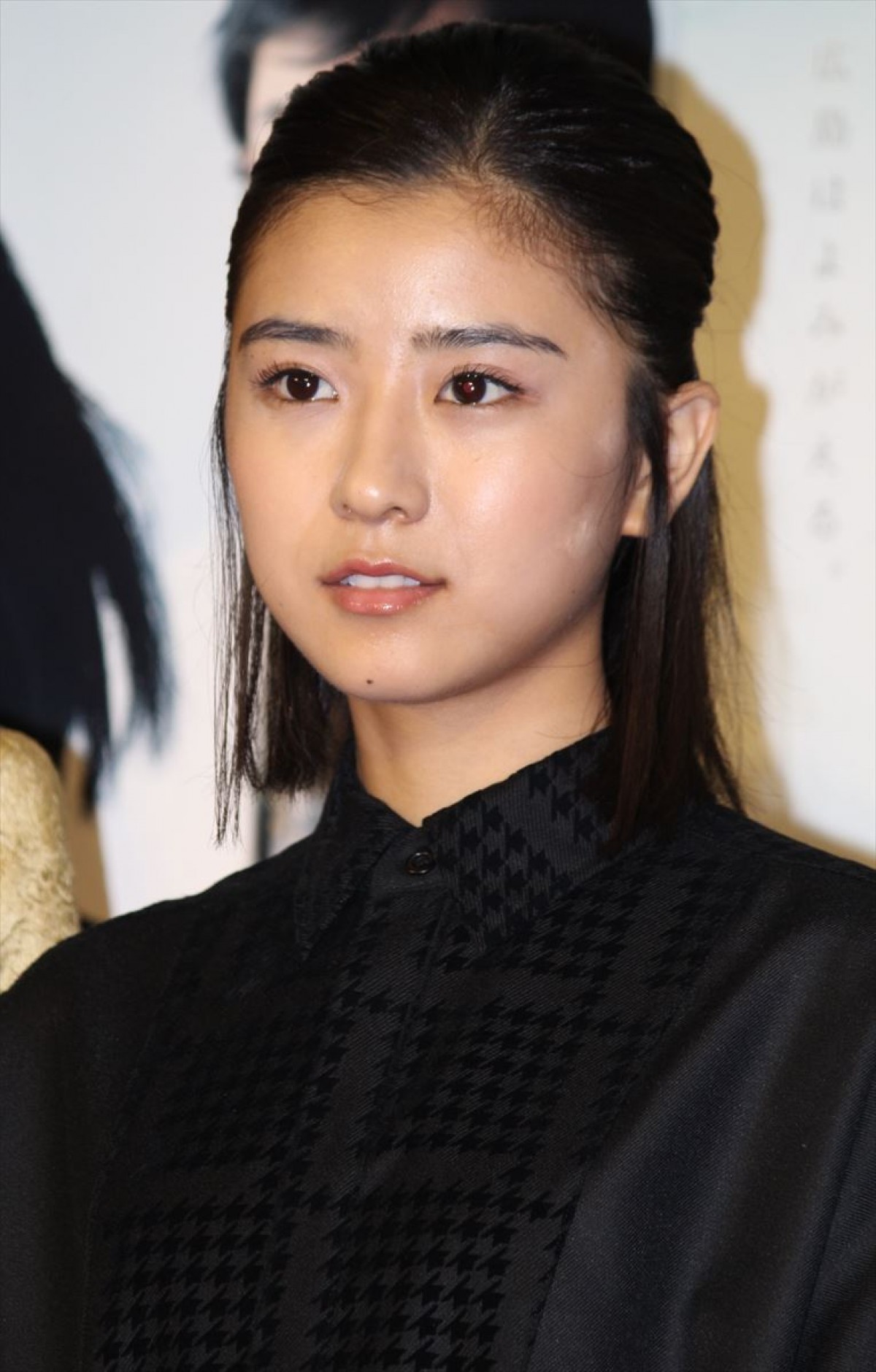 黒島結菜、「初めて自分の作品を観て泣いた」戦後70年ドラマへの思い