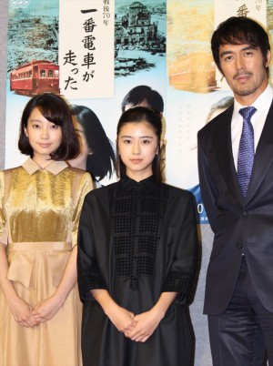 清水くるみ、黒島結菜、阿部寛、『一番電車が走った』会見にて
