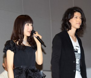 『スーパーダンガンロンパ2～さよなら絶望学園～』制作発表会見に出席した神田沙也加、Billy