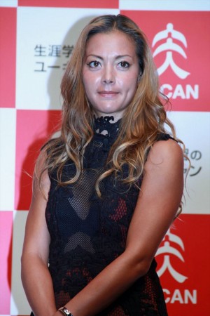 土屋アンナ、ユーキャン「食生活アドバイザー検定試験」合否発表会にて