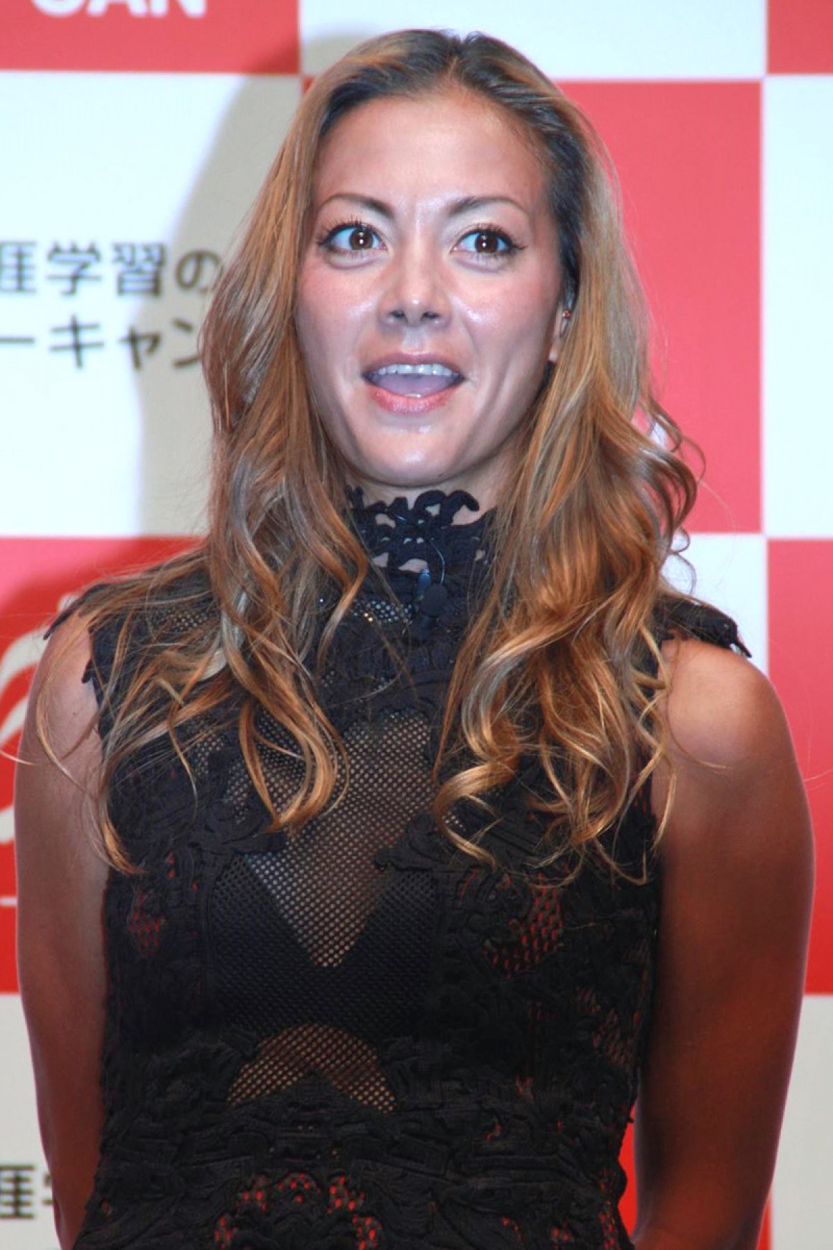 ローラ、“食生活アドバイザー” 資格合格に大喜び「やればできることが証明できた」