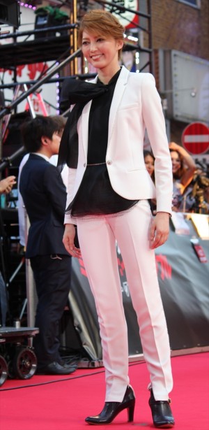 『ミッション：インポッシブル／ローグ・ネイション』ジャパンプレミアに登場した朝夏まなと