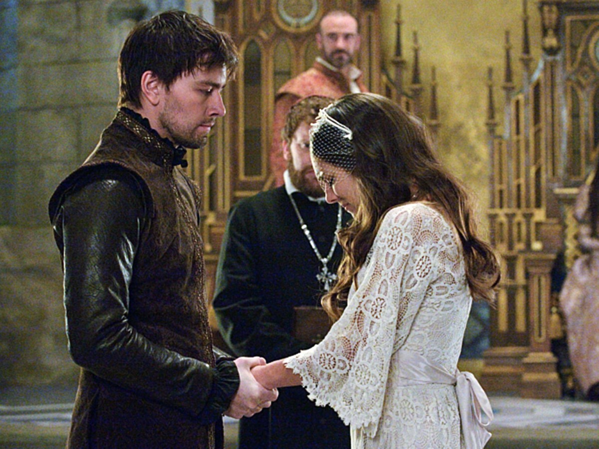 人気の秘密は“アレンジ力”！ 宮廷ドラマ『REIGN／クイーン・メアリー』を現代風に