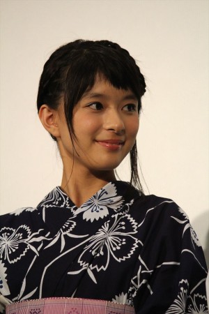 芳根京子、『向日葵の丘 1983年・夏』 完成披露試写会にて