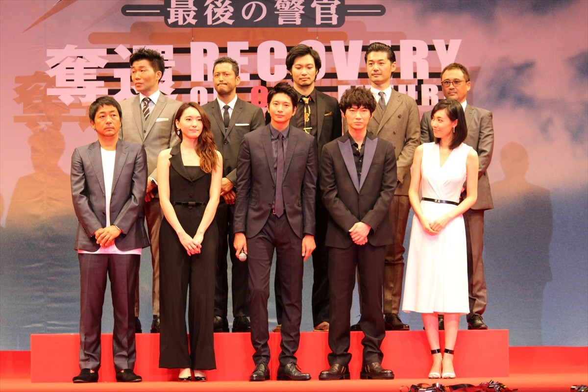 綾野剛、向井理とより深い関係性に「長い付き合いになりそう」