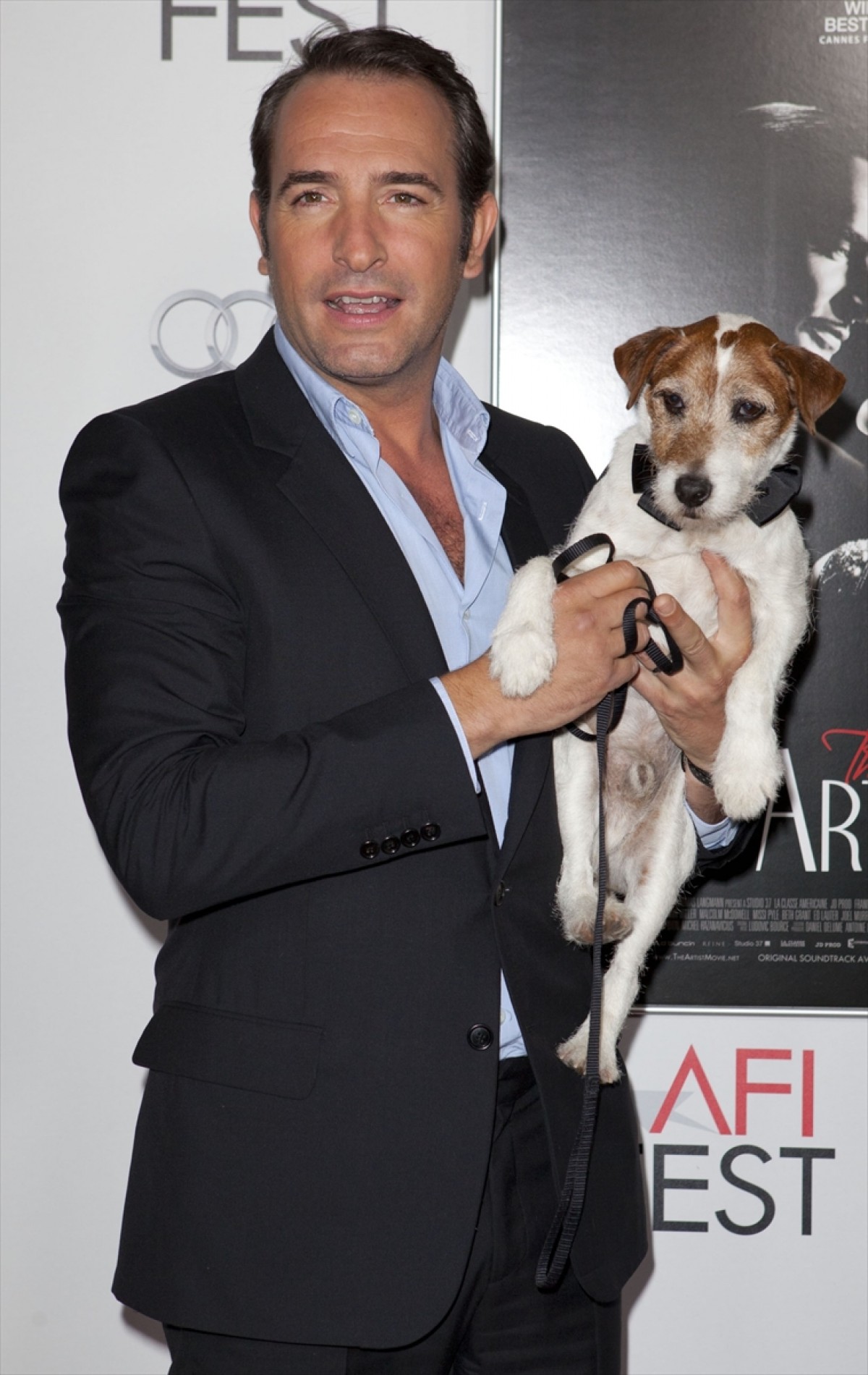 映画『アーティスト』の名犬アギー、天国へ  