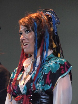 『猫侍 南の島へ行く』完成披露イベントに出席したLiLiCo