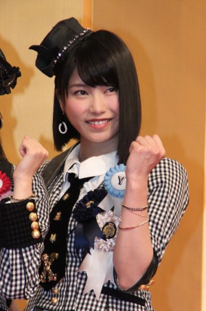 『あさが来た』主題歌アーティスト発表会に出席した横山由衣