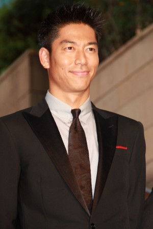 『アンフェア the end』ジャパン・プレミアに登場したAKIRA