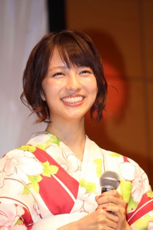 『みんな！エスパーだよ！～欲望だらけのラブ・ウォーズ～』配信記念イベントに出席した小島梨里杏