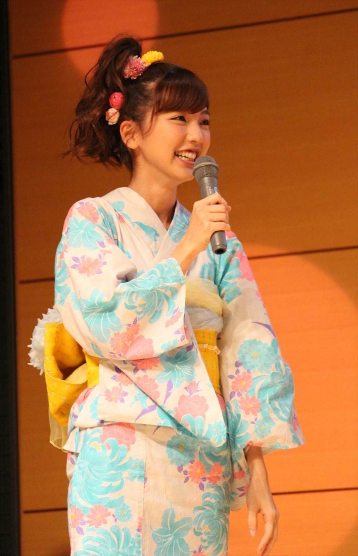 真野恵里菜、マキタスポーツに「レッドカード出してください！」セクハラ発言に反撃