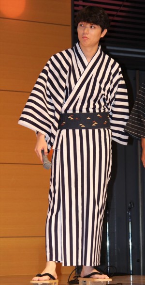 『みんな！エスパーだよ！～欲望だらけのラブ・ウォーズ～』配信記念イベントに出席した染谷将太