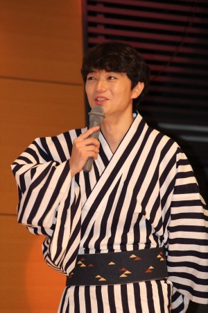 『みんな！エスパーだよ！～欲望だらけのラブ・ウォーズ～』配信記念イベントに出席した染谷将太