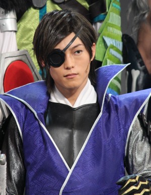 『戦国BASARA vs Devil May Cry』会見に出席した山口大地