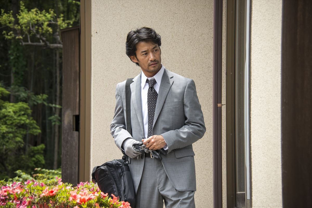 竹野内豊、『at Home』共演の坂口健太郎・黒島結菜を絶賛「将来が楽しみ」