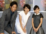 朝ドラ『あさが来た』第１週完成披露試写会に出席した波留、玉木宏、鈴木梨央