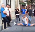 ＜動画＞ニューヨークの街角に突如現れた股割り男
