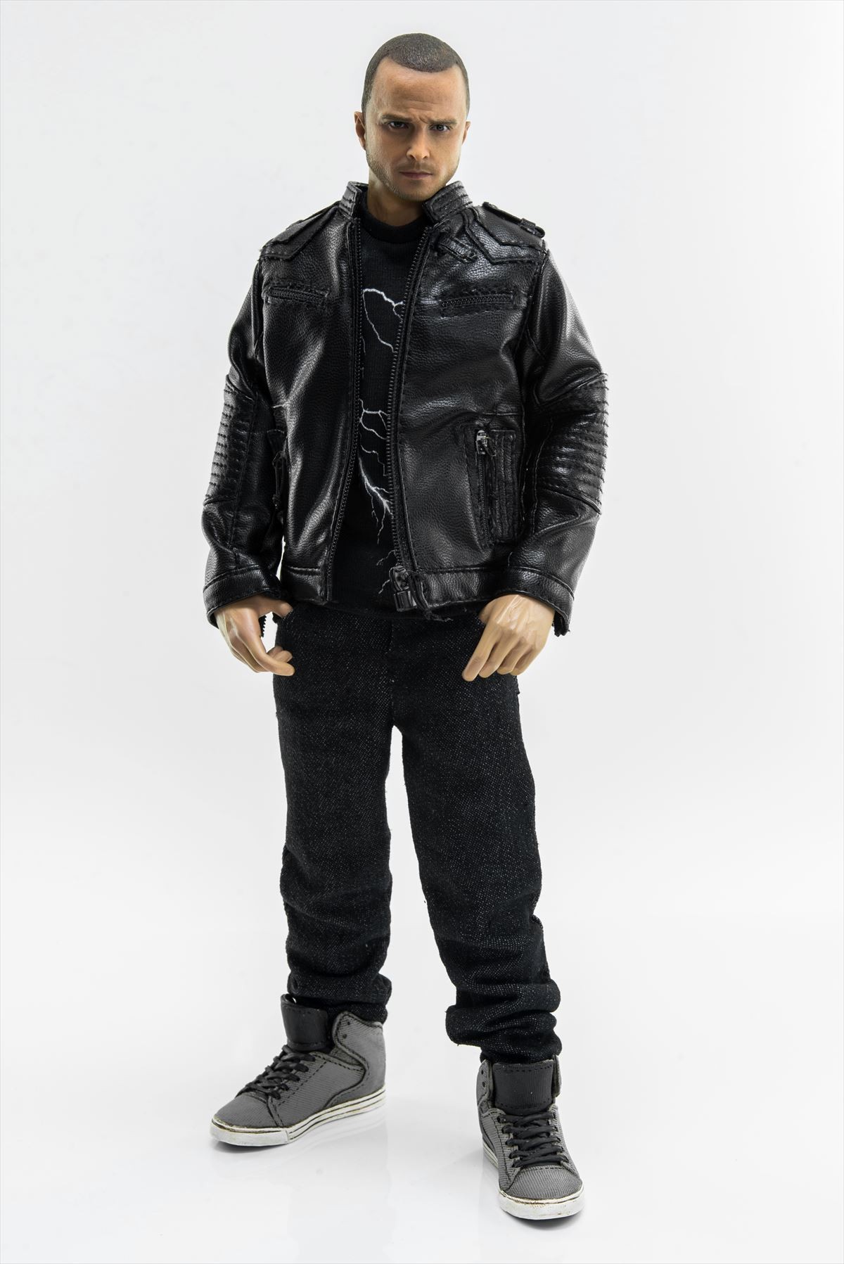 人気海ドラ『ブレイキング・バッド』　相棒ジェシー・ピンクマンがフィギュア化