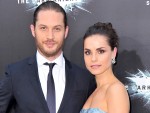 『マッドマックス』トム・ハーディ、妻シャーロット・ライリーが妊娠