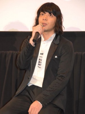 『ピース オブ ケイク』初日舞台挨拶に登壇した峯田和伸