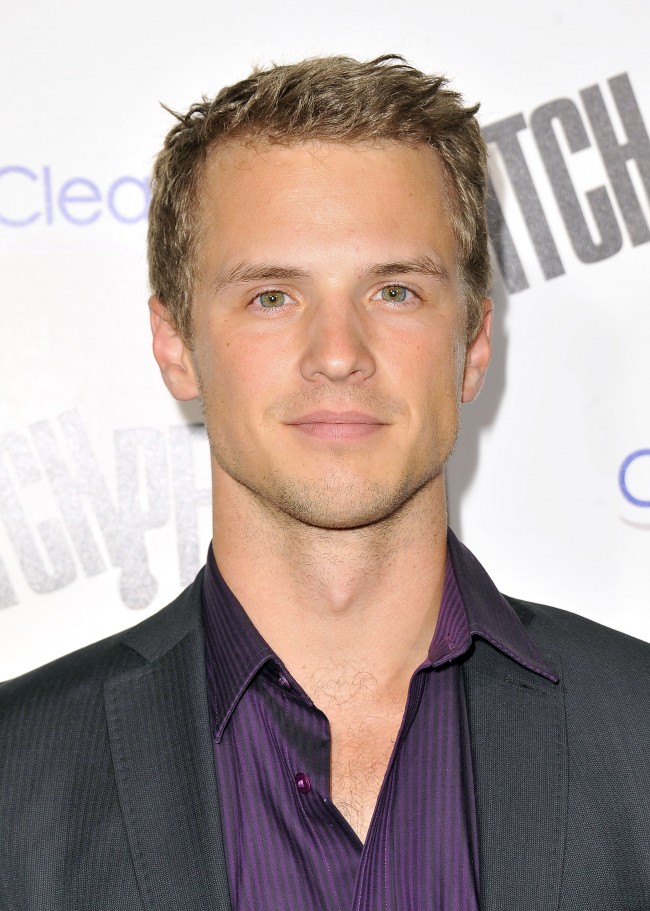 フレディ・ストローマ、Freddie Stroma