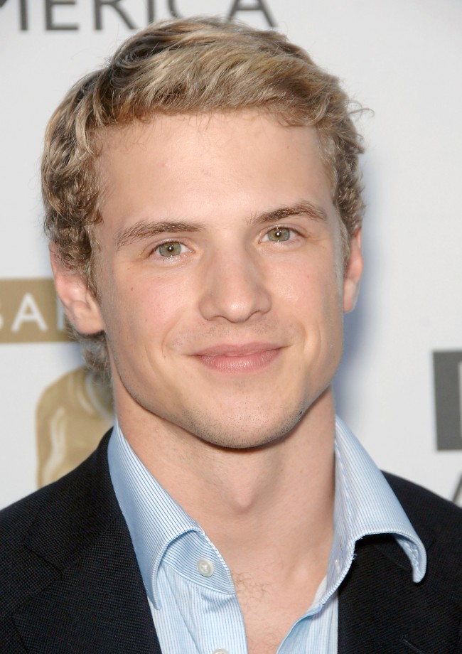 フレディ・ストローマ、Freddie Stroma