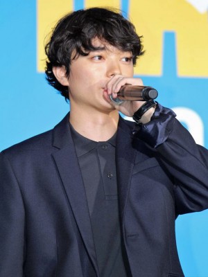 映画『バクマン。』の完成披露試写会に登壇した染谷将太