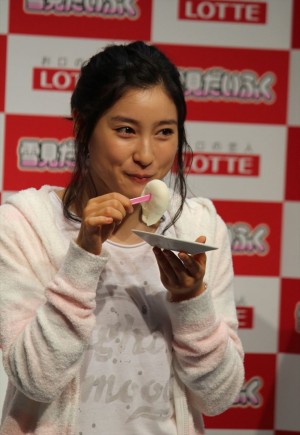 「雪見 もちもちカフェ」完成お披露目会に出席した土屋太鳳