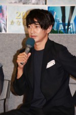 『2030かなたの家族』完成試写会に出席した瑛太