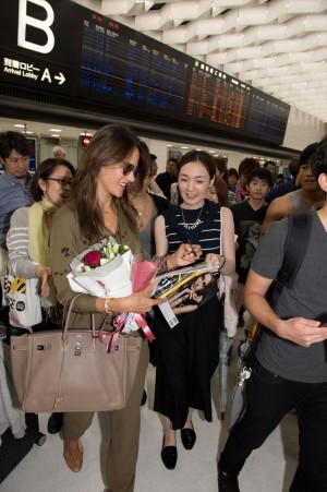 カゴメ「GREENS」PRイベントのため来日したアレッサンドラ・アンブロジオ