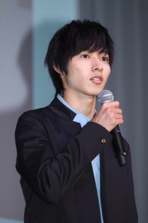 ダイハツ新型「CAST」CM発表会に出席した山崎賢人