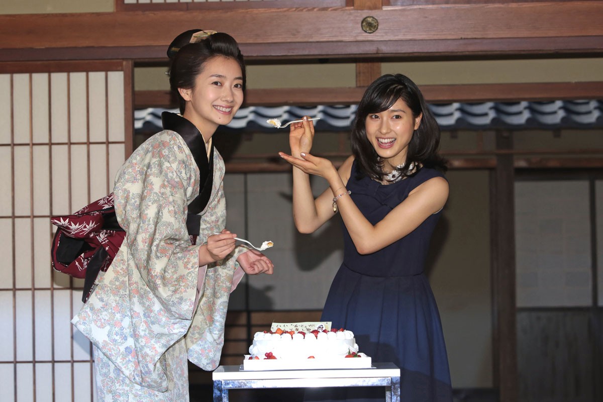 土屋太鳳、『あさが来た』波瑠にエール「素敵な撮影になるように」