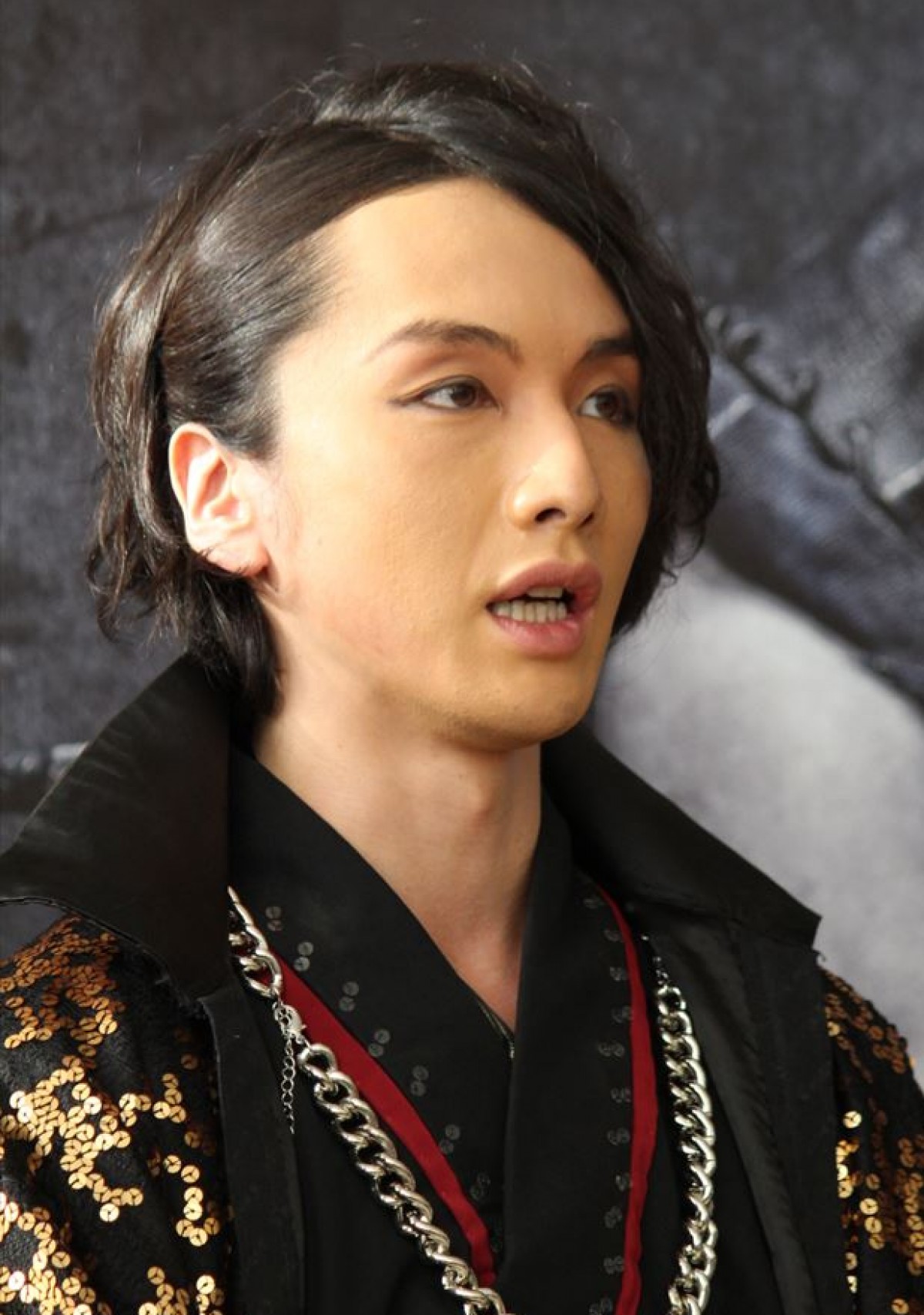 川栄李奈、“おバカキャラ” 卒業願うも 「漢字ドリル」に苦戦…舞台演出家が暴露