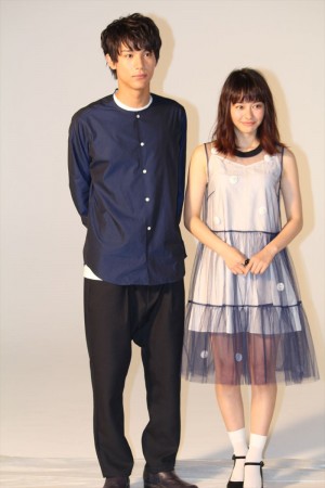 『南くんの恋人～my little lover』記者会見に出席した中川大志・山本舞香