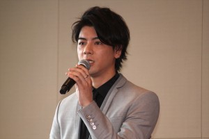 『BIOHAZARD THE STAGE』制作発表会見に出席した中村誠治郎