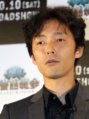 『図書館戦争 THE LAST MISSION』の完成報告会見に出席した佐藤信介監督