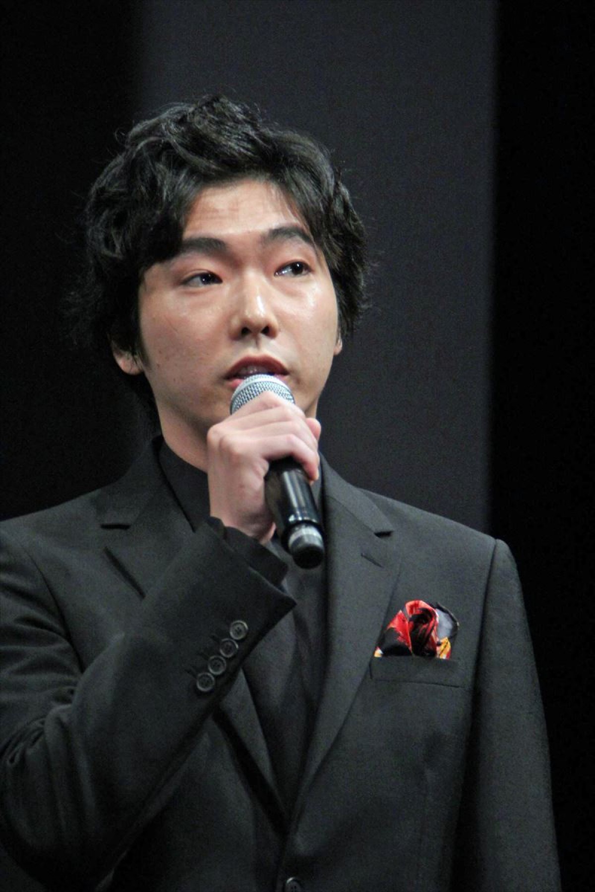 安藤政信、南極滞在説を否定 『GONIN サーガ』出演秘話で笑いを誘う