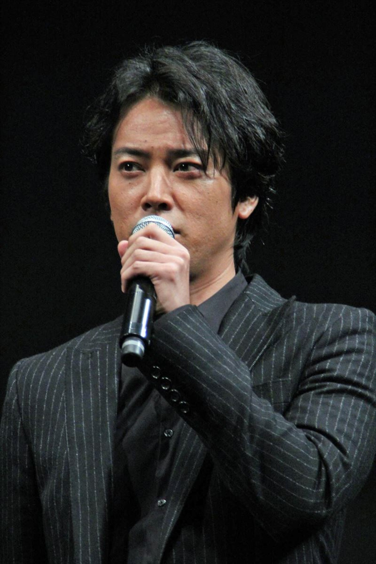 安藤政信、南極滞在説を否定 『GONIN サーガ』出演秘話で笑いを誘う