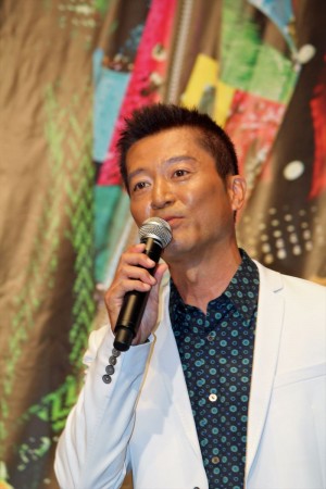 舞台『The Love Bugs』製作発表に登壇した寺脇康文