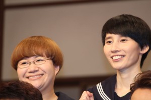 NHK『五木先生の歌う！SHOW学校』取材会に出席したハリセンボン