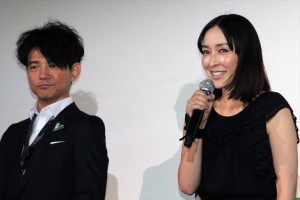映画『グラスホッパー』完成披露試写会に出席した吉岡秀隆、麻生久美子