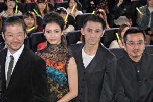 映画『グラスホッパー』完成披露試写会の様子