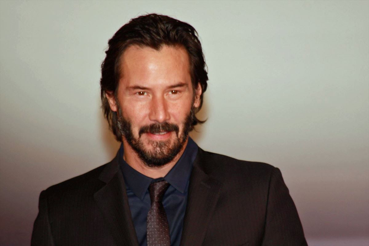 キアヌ・リーヴス、日本は「光が美しい国」　64日ぶりの来日にファン熱狂