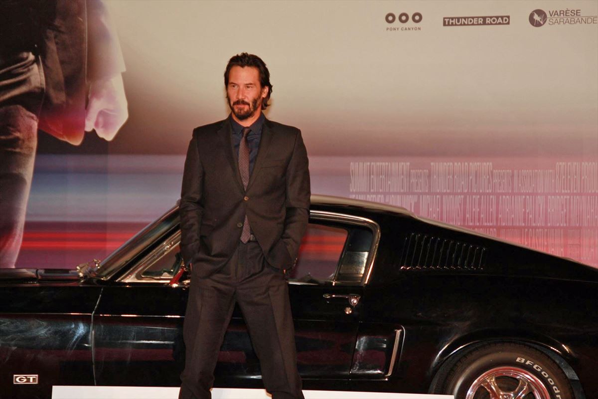 キアヌ・リーヴス、日本は「光が美しい国」　64日ぶりの来日にファン熱狂