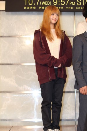 ドラマ『無痛～診える眼～』制作発表会に登壇した浜辺美波