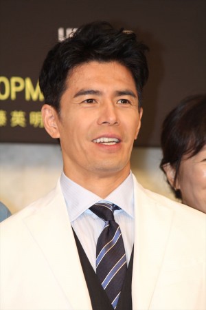 ドラマ『無痛～診える眼～』制作発表会に登壇した伊藤英明