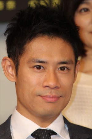 ドラマ『無痛～診える眼～』制作発表会に登壇した伊藤淳史