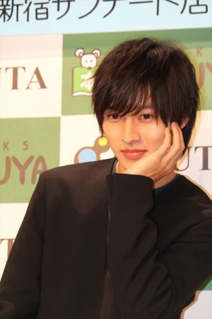 メモリアルブック「Scen＃20」発売イベントに登場した山崎賢人