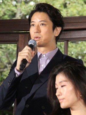 『オトナ女子』制作発表会見に登壇した谷原章介